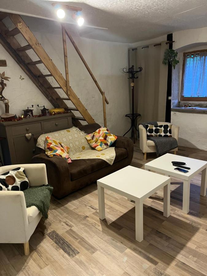 Gite Des Reculees Ladoye-sur-Seille Ngoại thất bức ảnh